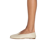 Moa Pointed Toe Flats Creamy
