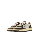 Medalist Low Silver Mustang Trainers