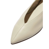 Moa Pointed Toe Flats Creamy