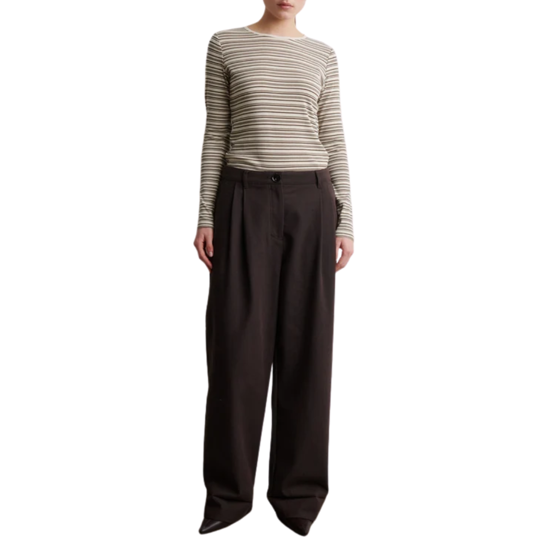 Flyra O-Neck Demitasse T-Shirt
