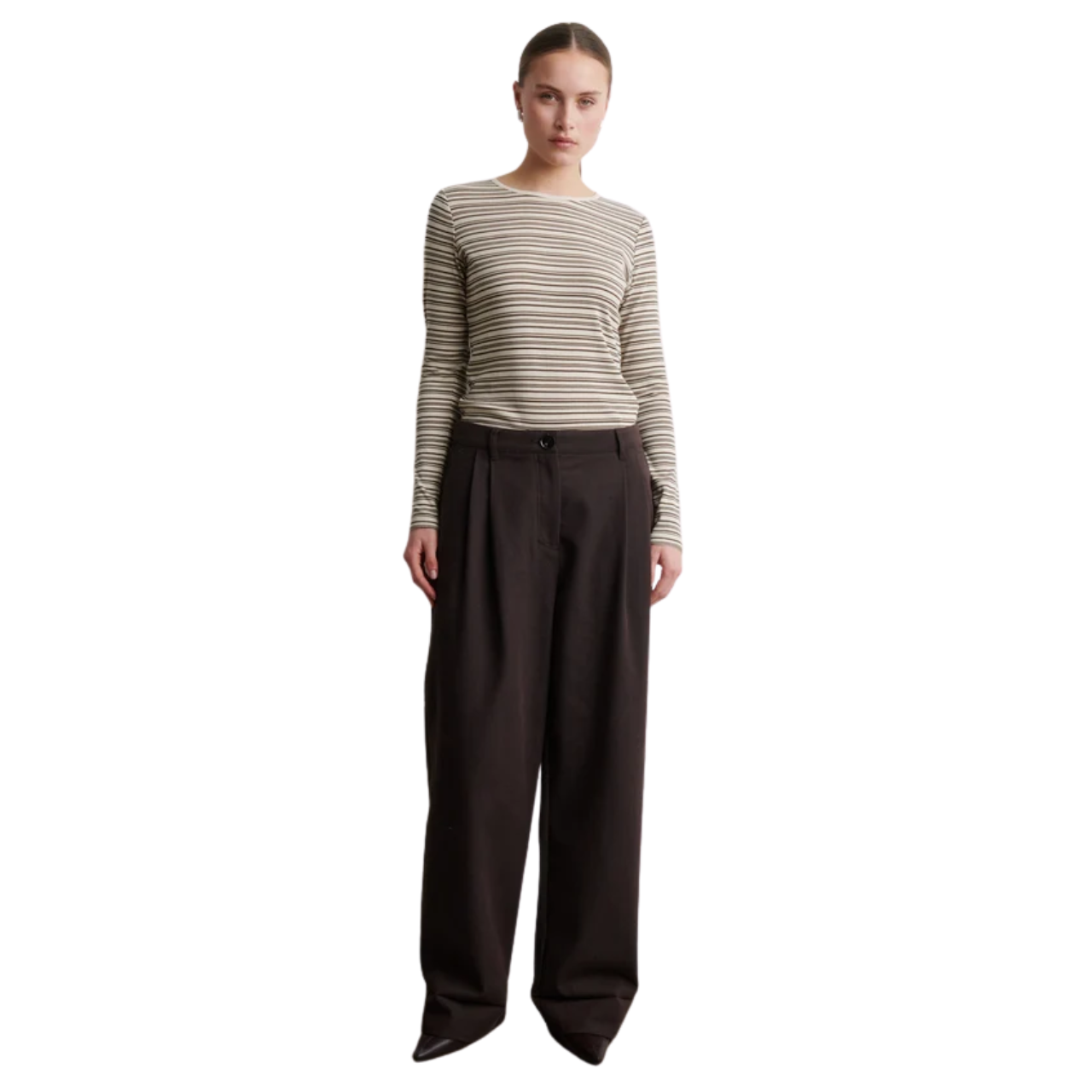 Flyra O neck Tee Demitasse